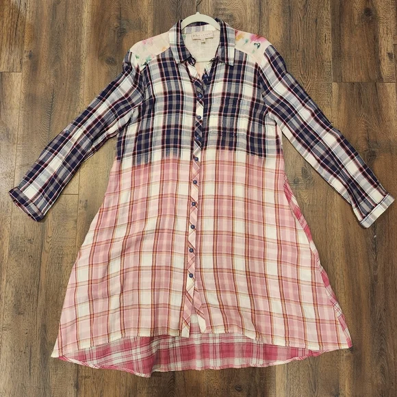 Philosophy plaid dress/kimono style layer piece - Picture 2 of 9